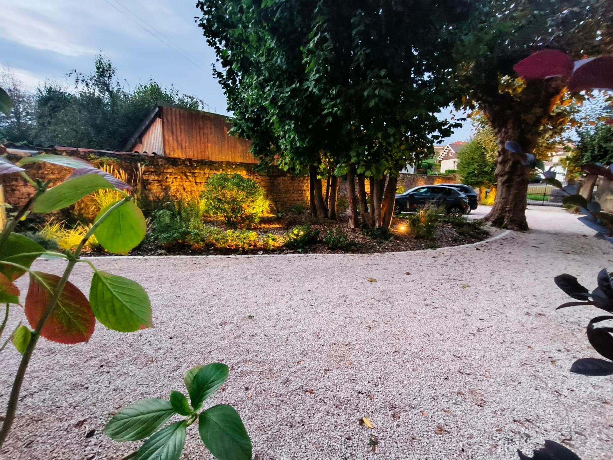 Chez Emma Et Louise - Maison Individuelle Avec Stationnement Gratuit Mâcon Exterior foto